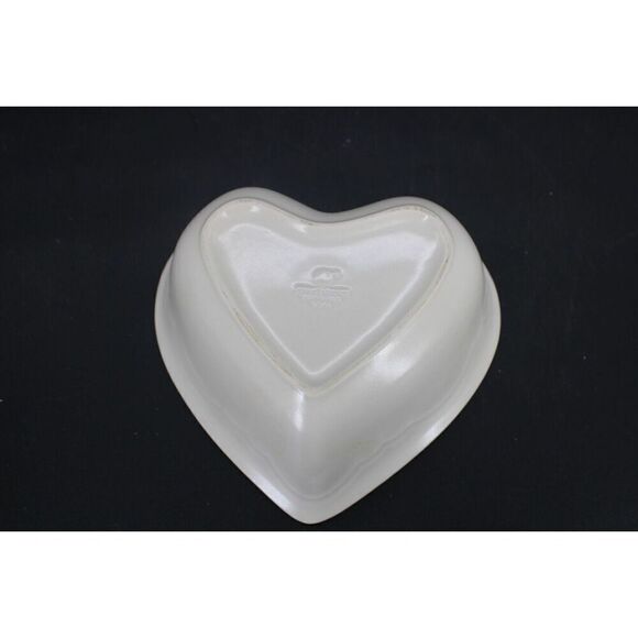 Vintage Pfaltzgraff Tea Rose Heart Shaped Serving Bowl Dish 8 1/4" x 3" Deep - Picture 8 of 9